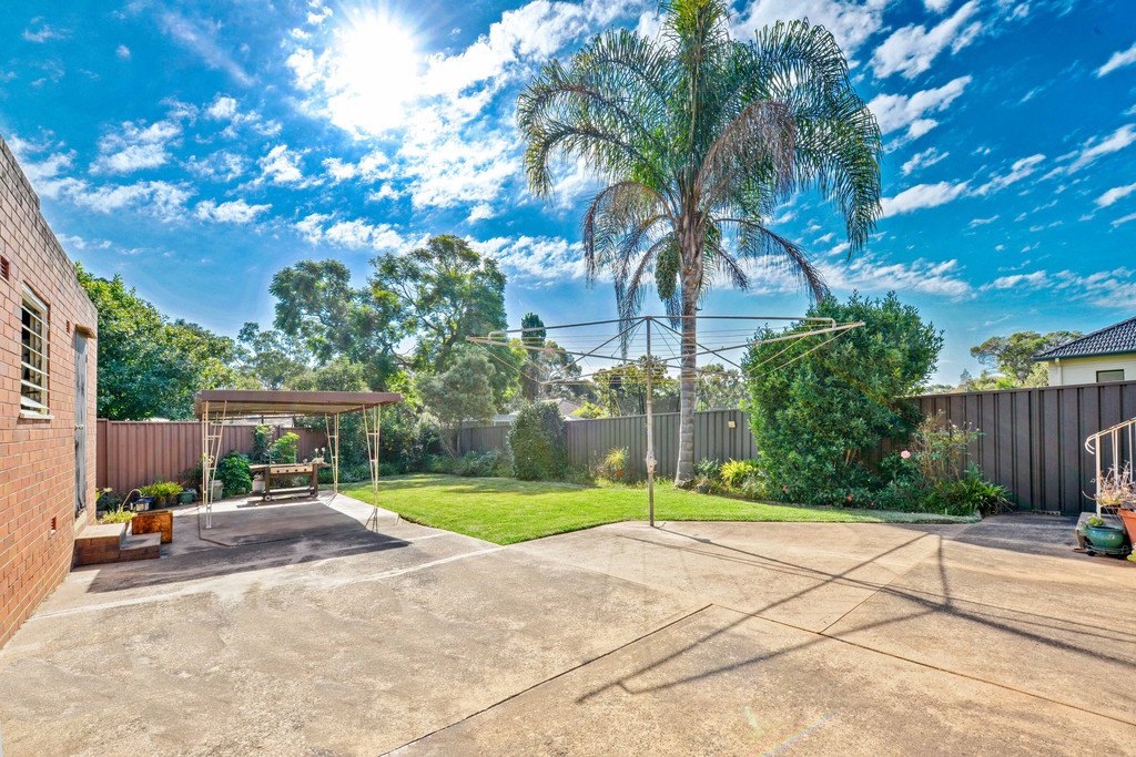 4 Caloola Crescent BEVERLY HILLS 10