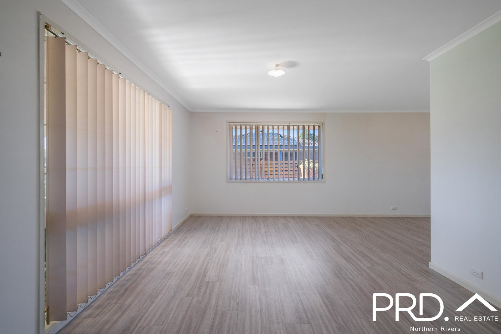 4 Camaroo Close CASINO 7