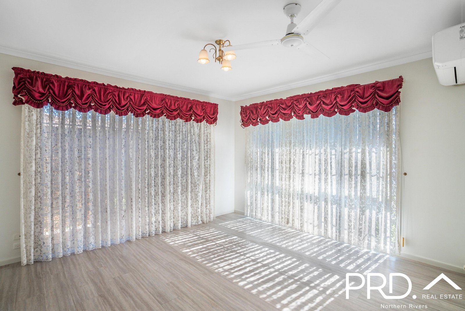 4 Camaroo Close CASINO 12