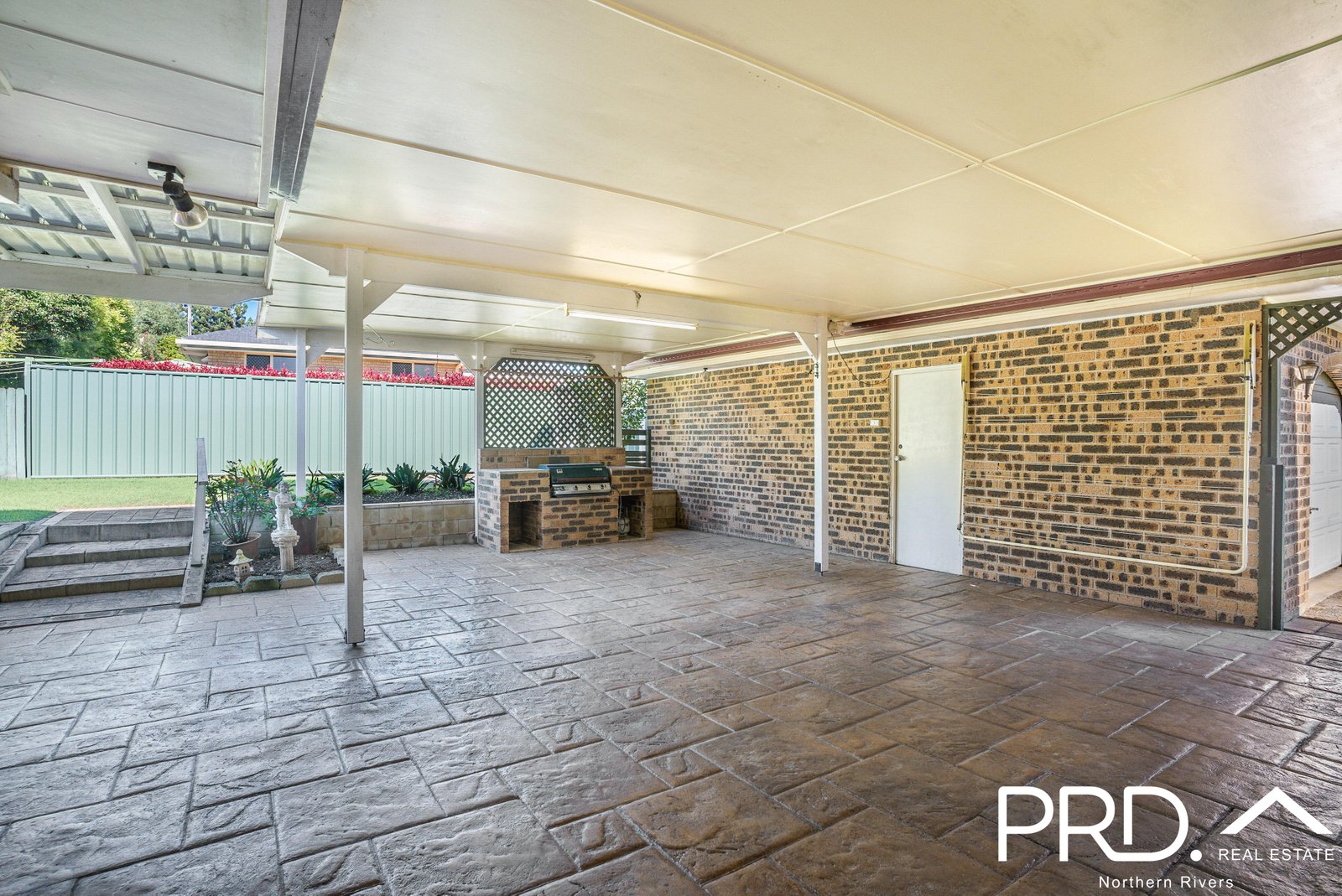 4 Camaroo Close CASINO 16