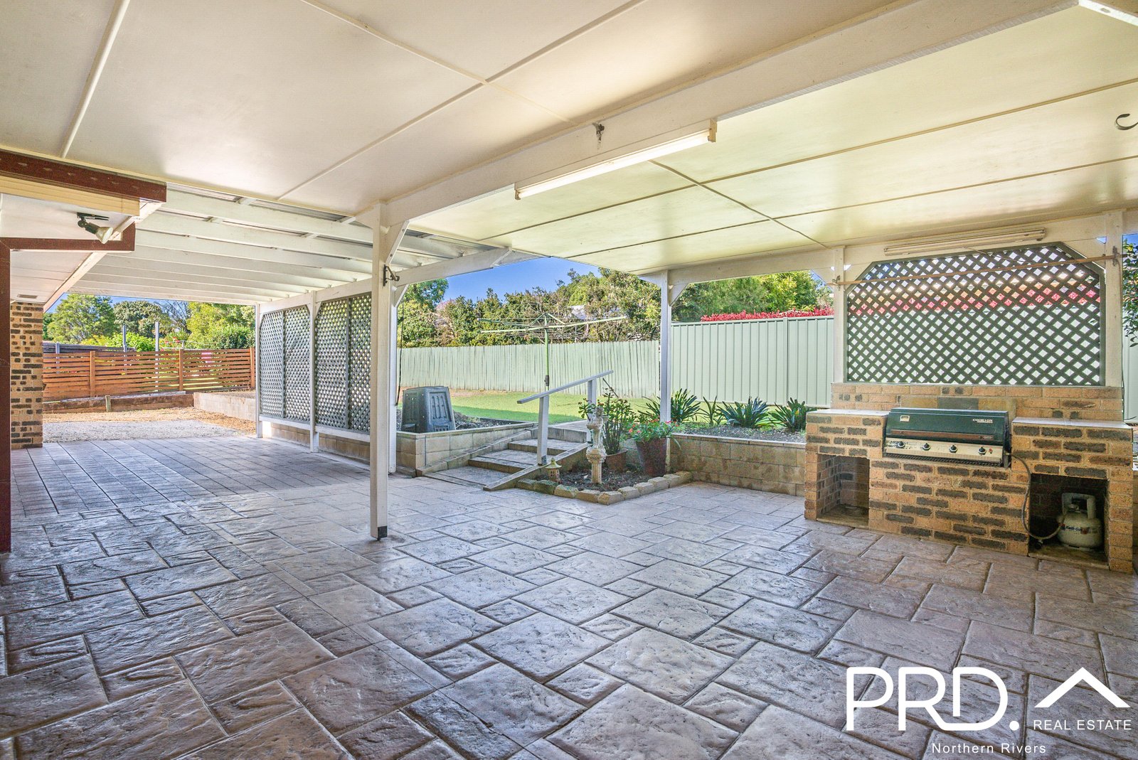 4 Camaroo Close CASINO 17