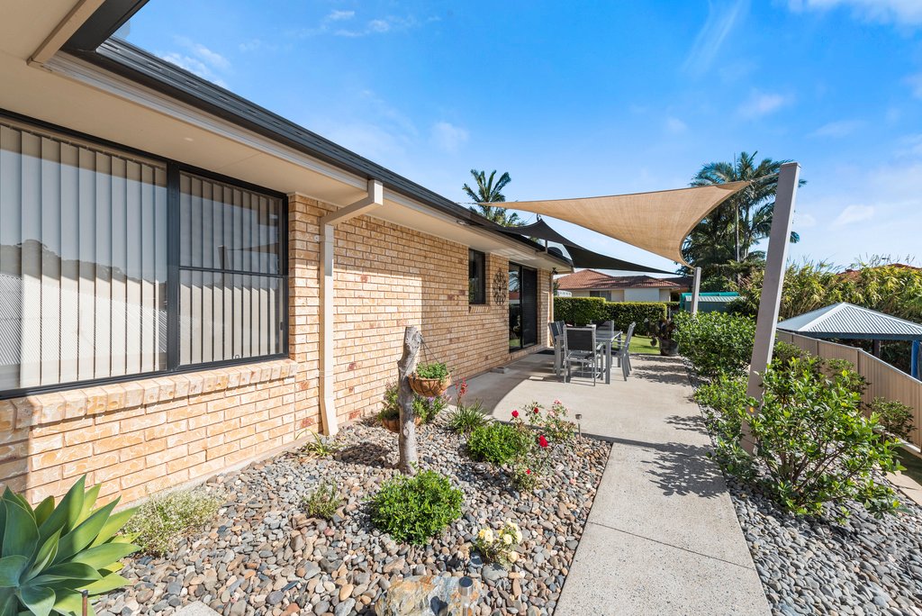 4 Camellia Close BOAMBEE EAST 18