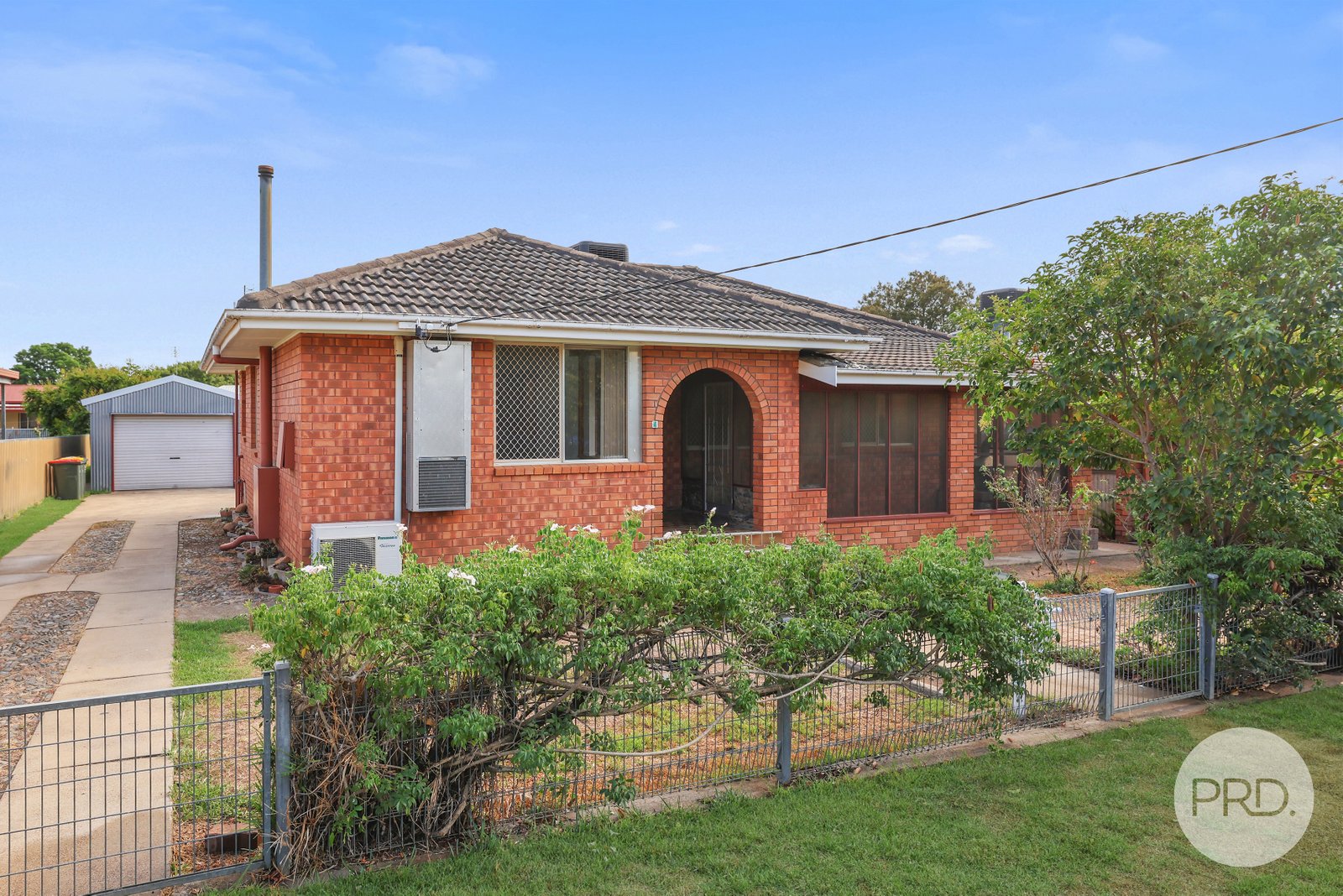 4 Campbell Street TAMWORTH 1