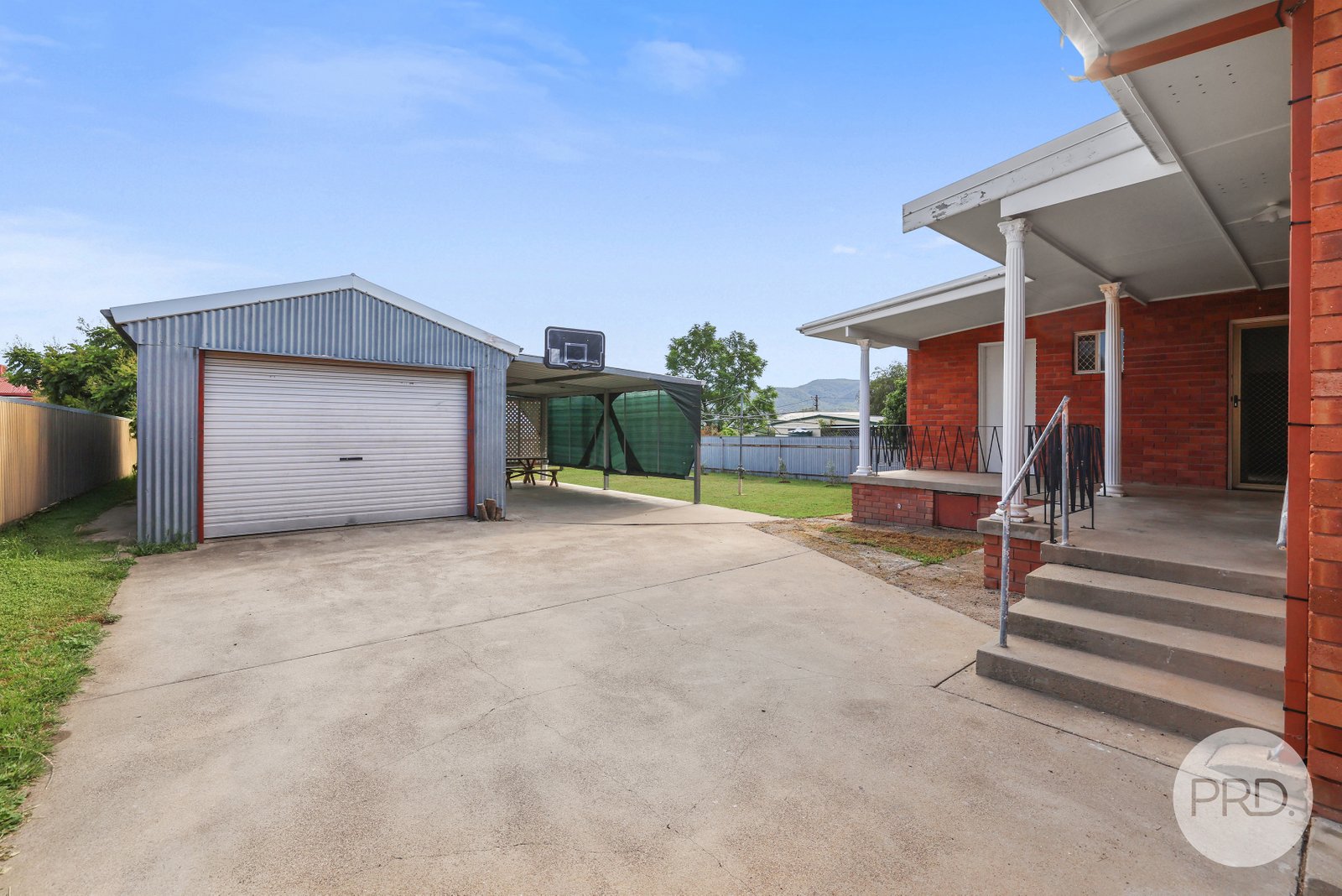 4 Campbell Street TAMWORTH 14
