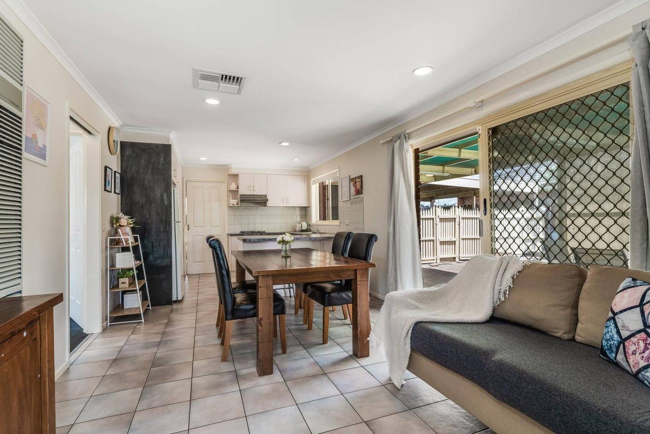 Gallery: 4 Carisbrook Court