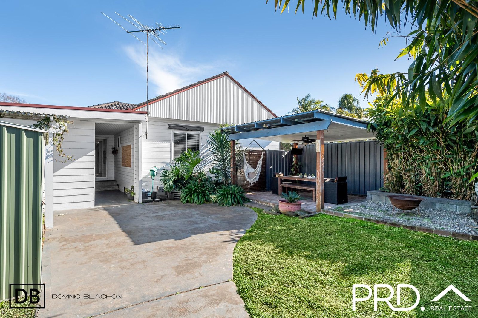 4 Carlowrie Crescent EAST HILLS 7