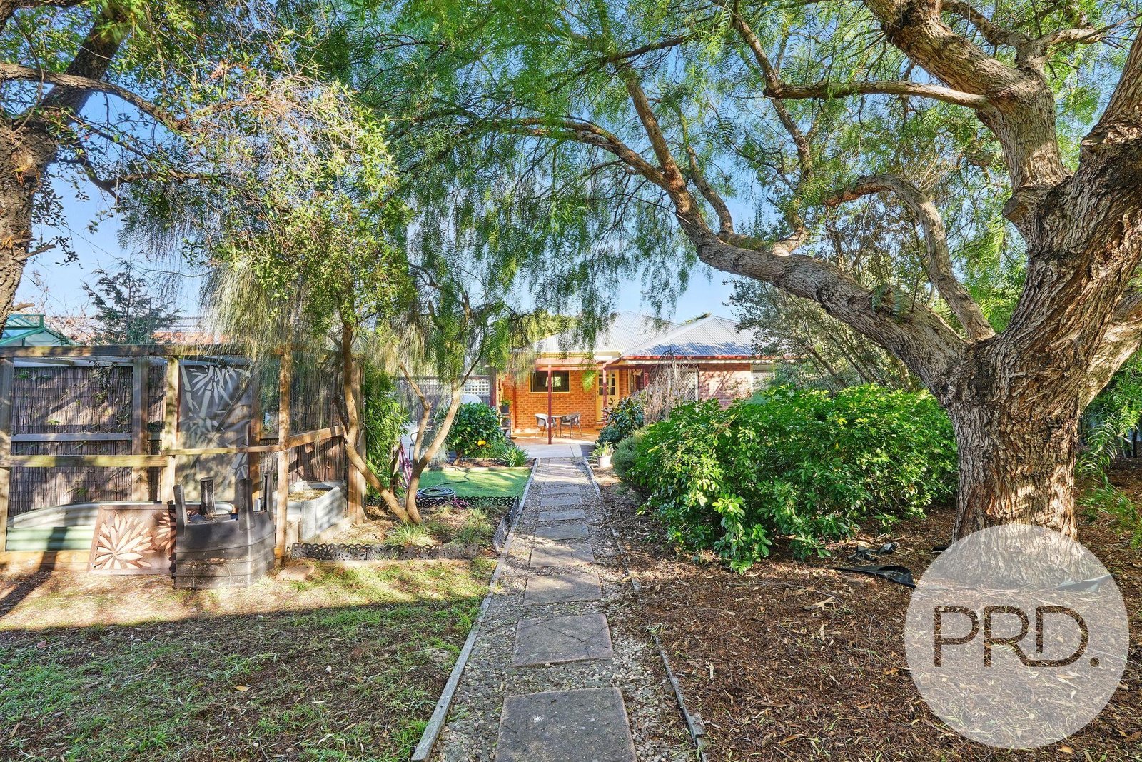 4 Carlton River Esplanade CARLTON RIVER 22