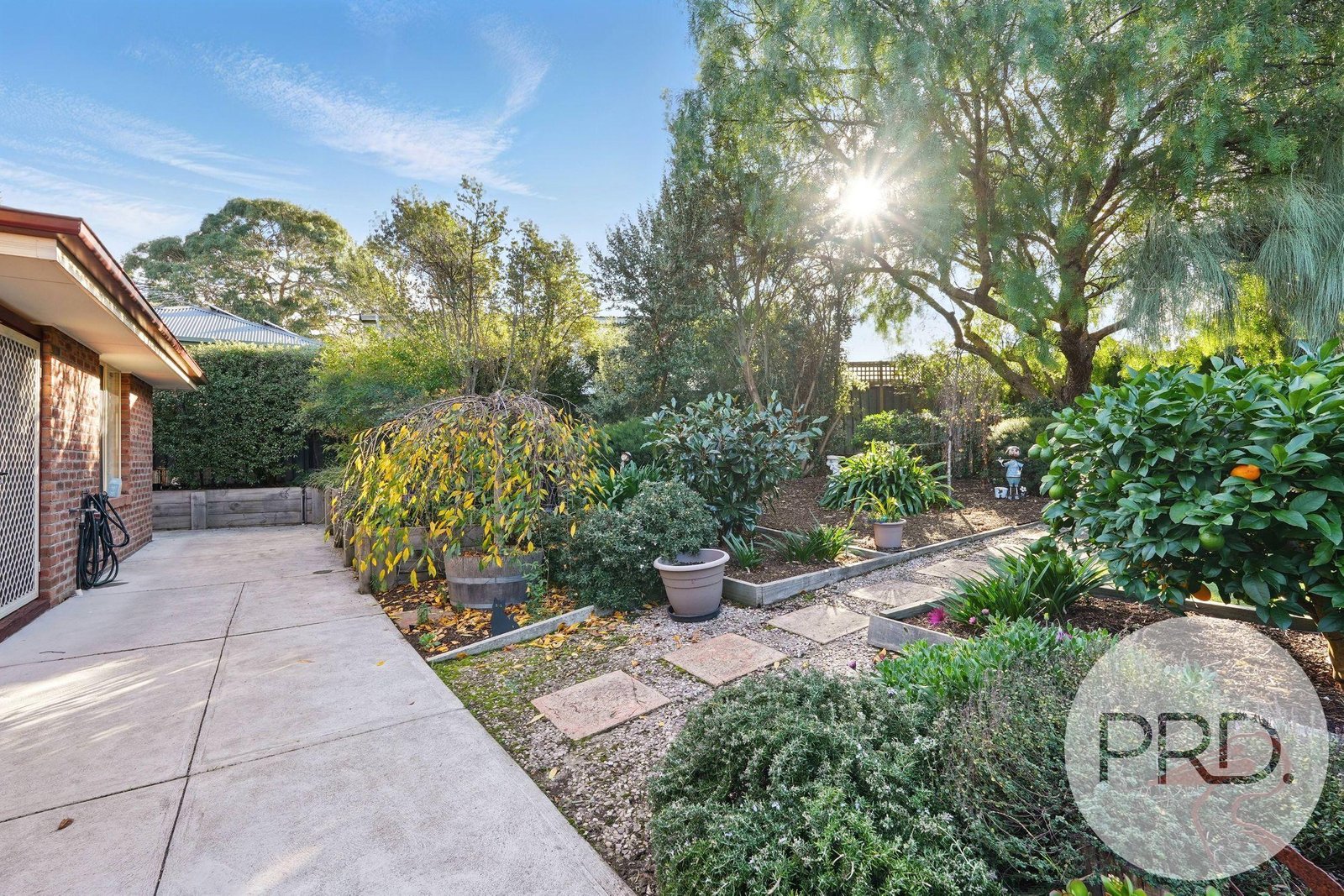 4 Carlton River Esplanade CARLTON RIVER 29