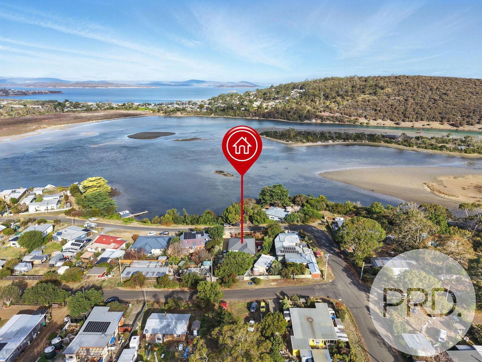 4 Carlton River Esplanade CARLTON RIVER 34