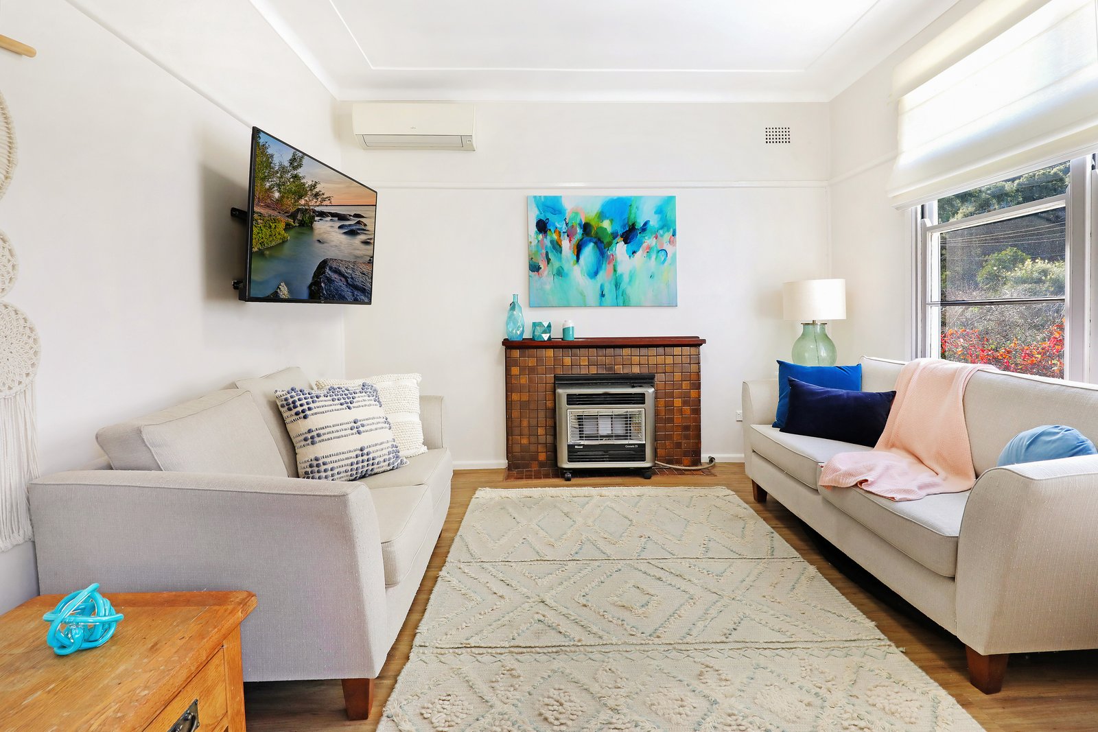 4 Carnarvon Street BERKELEY 2