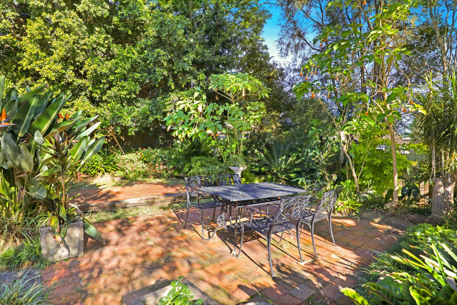 4 Carnarvon Street BERKELEY 9