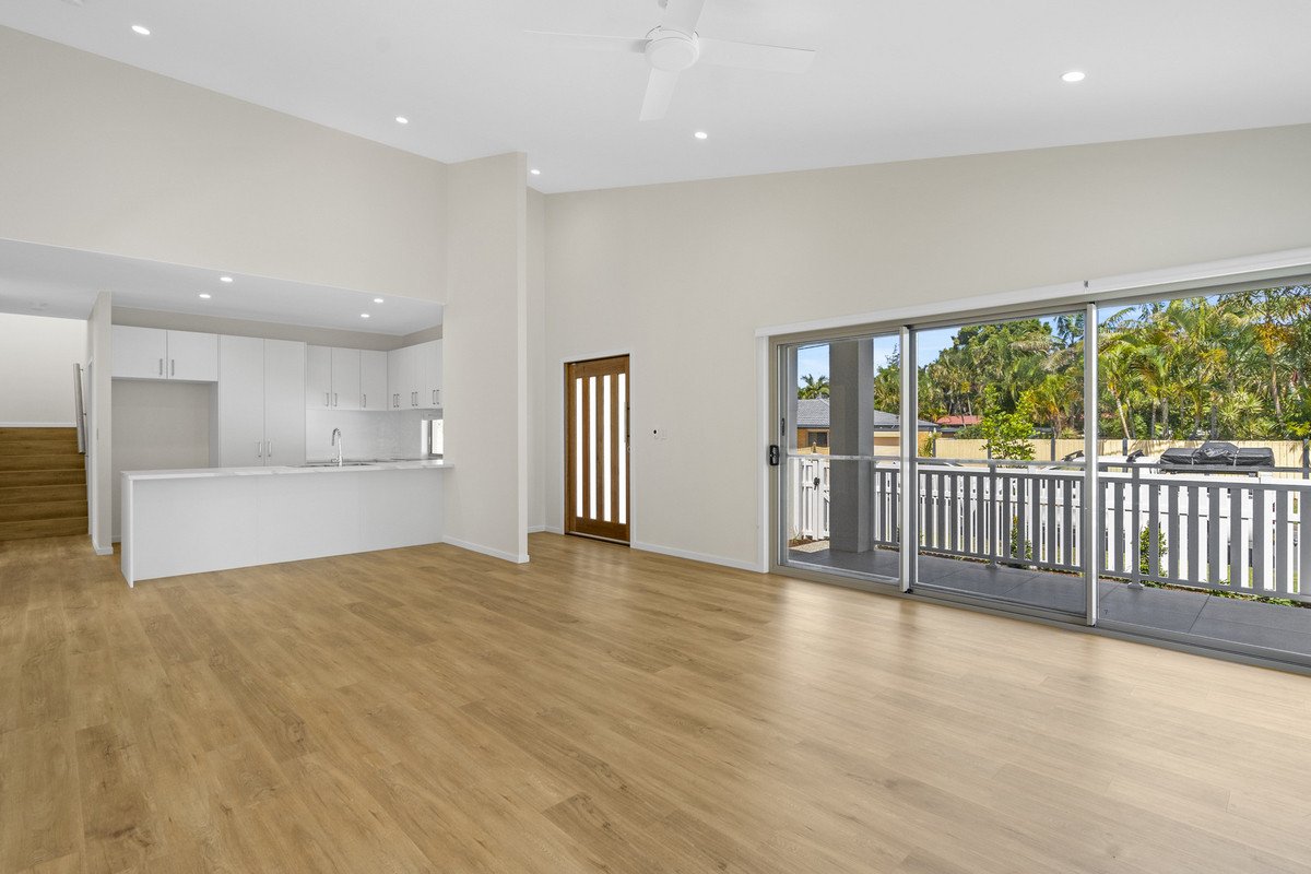 4 Carwell Drive Burleigh Waters 2