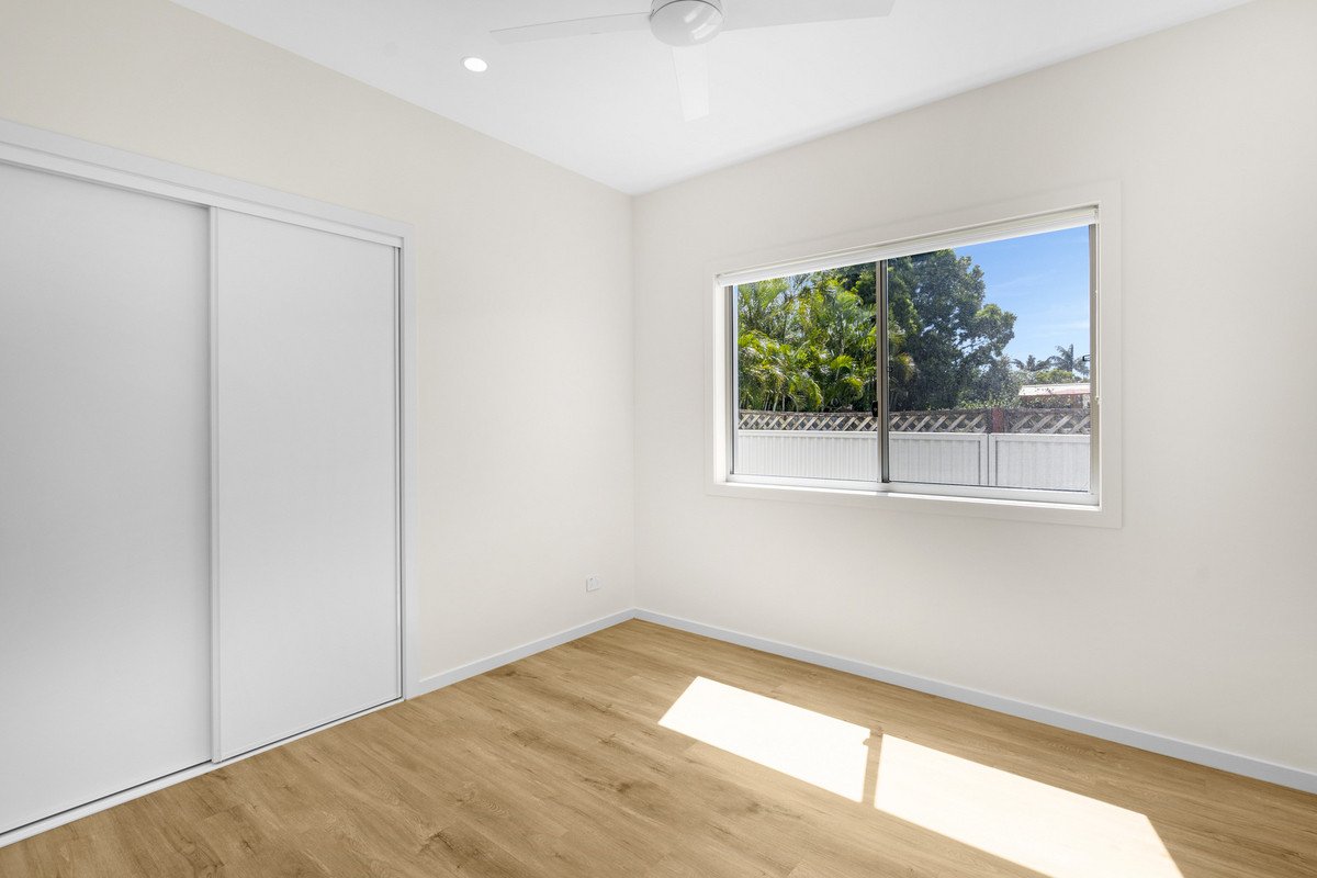 4 Carwell Drive Burleigh Waters 8