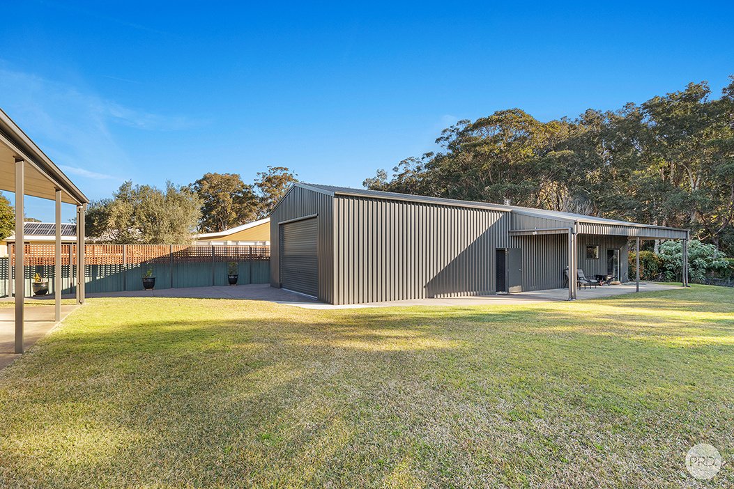 4 Casuarina Close ONE MILE 9