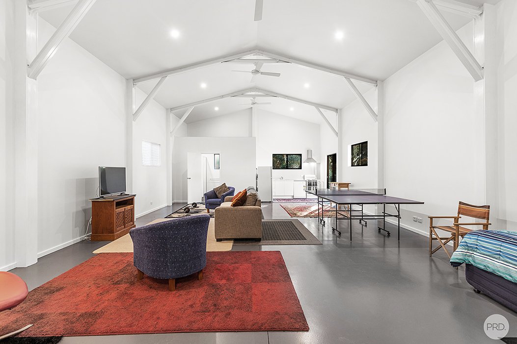 4 Casuarina Close ONE MILE 10