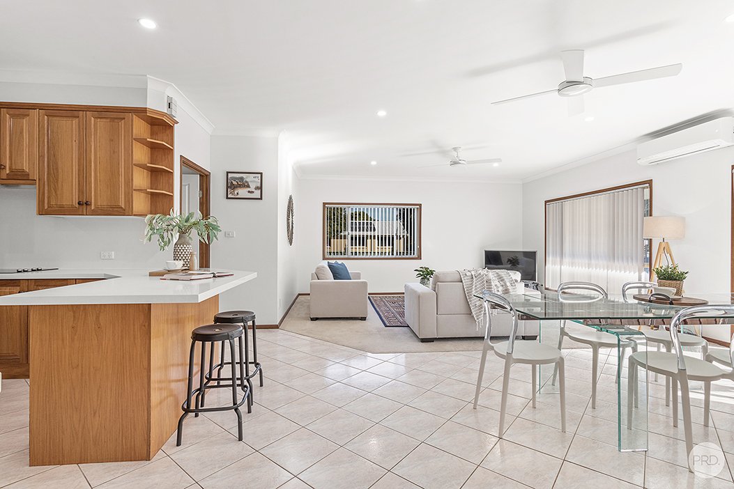 4 Casuarina Close ONE MILE 13
