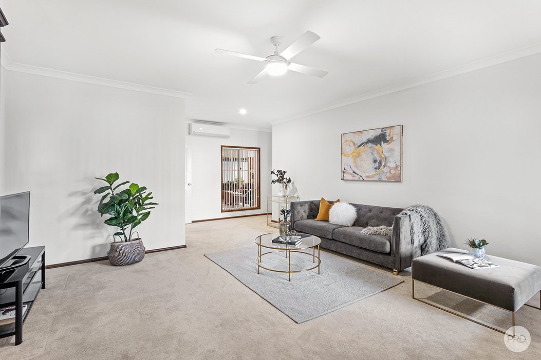 4 Casuarina Close ONE MILE 18