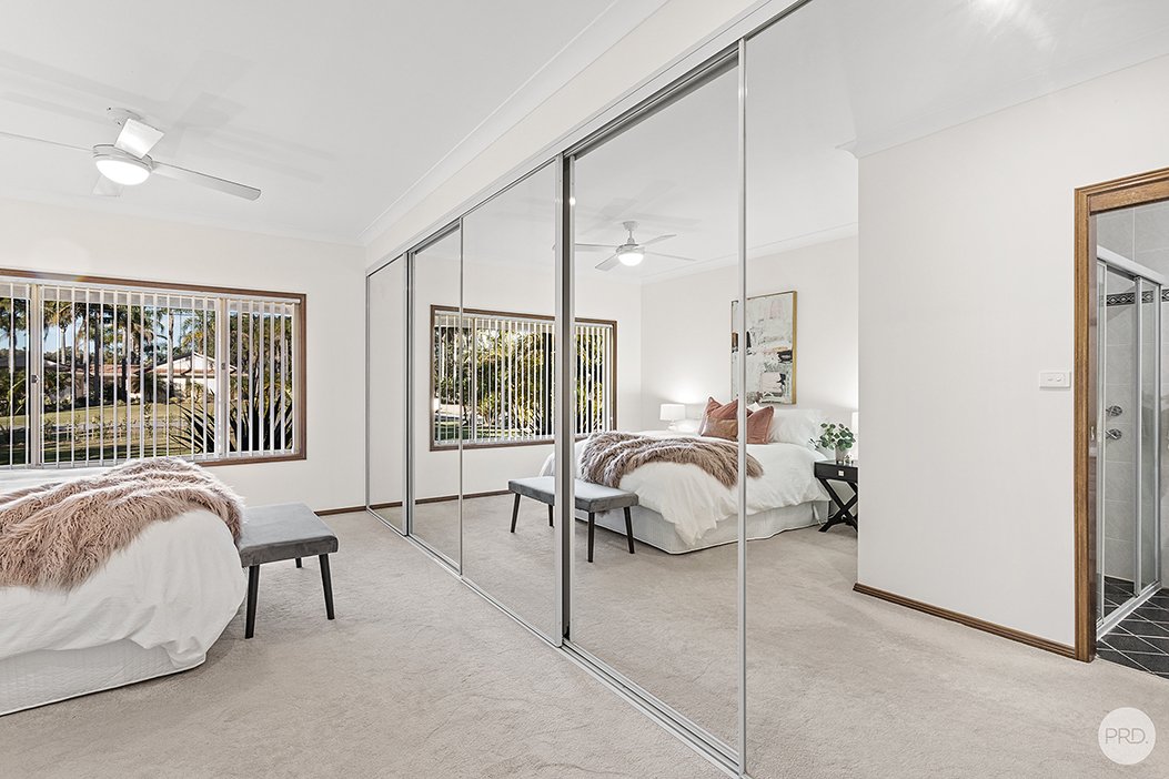 4 Casuarina Close ONE MILE 20