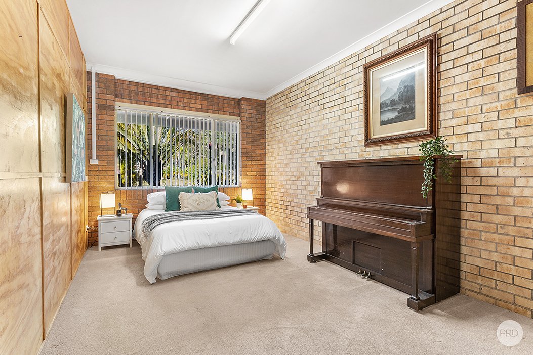 4 Casuarina Close ONE MILE 29