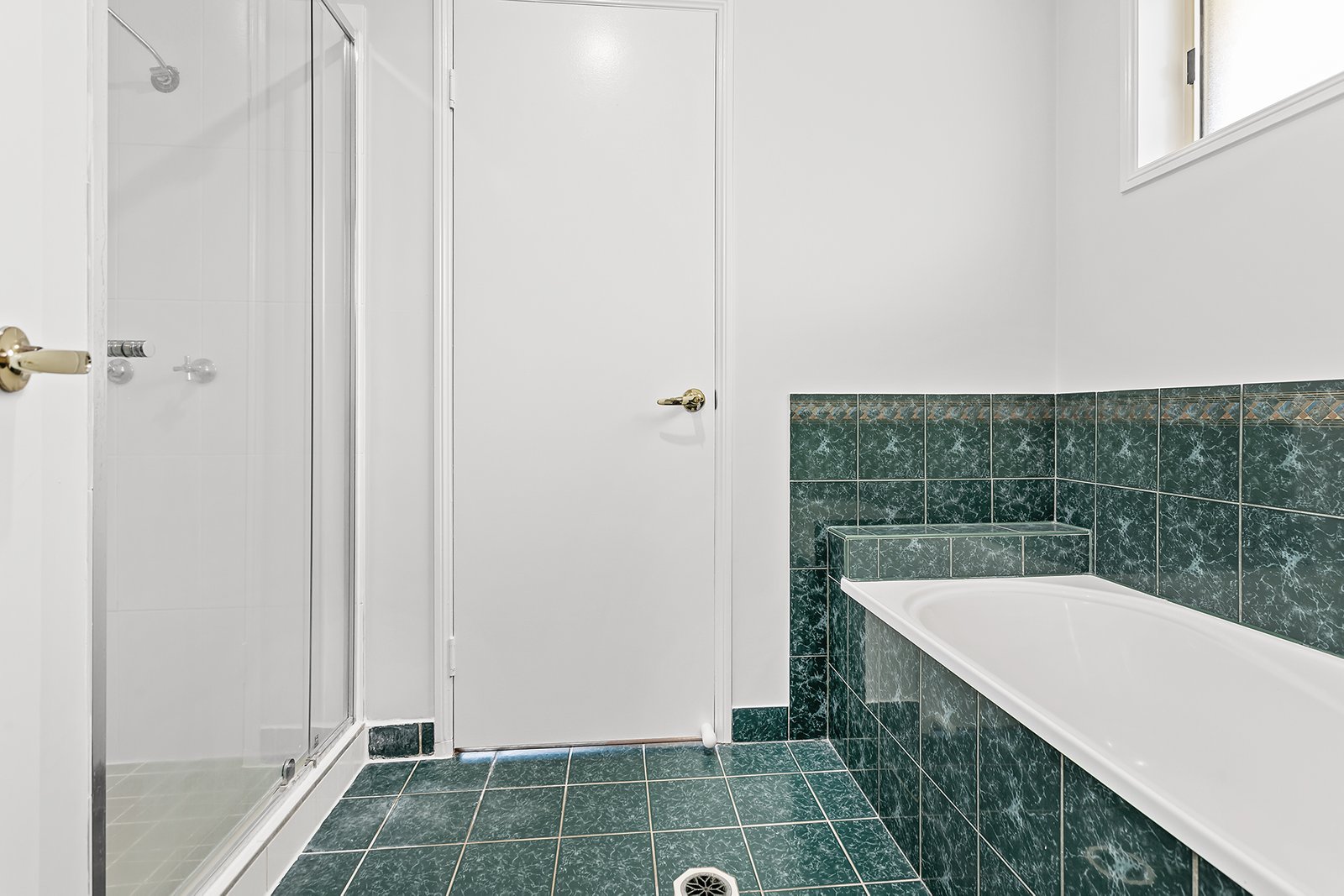 4 Catherine Crescent JUBILEE POCKET 13