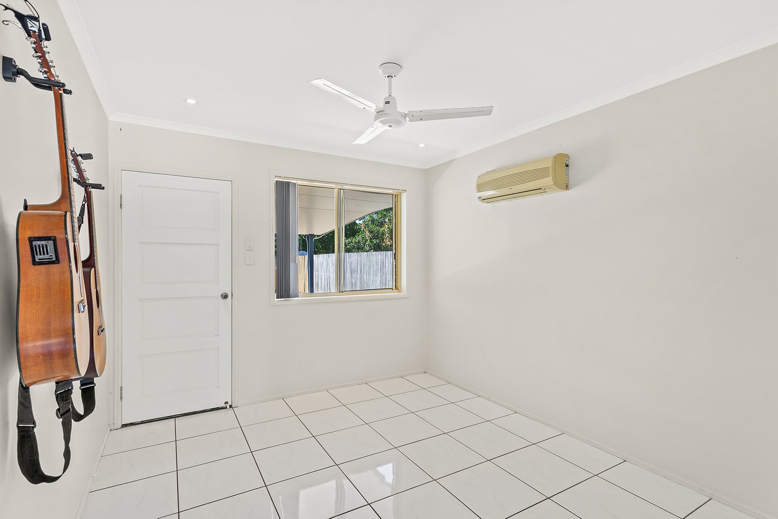 4 Catherine Crescent JUBILEE POCKET 14