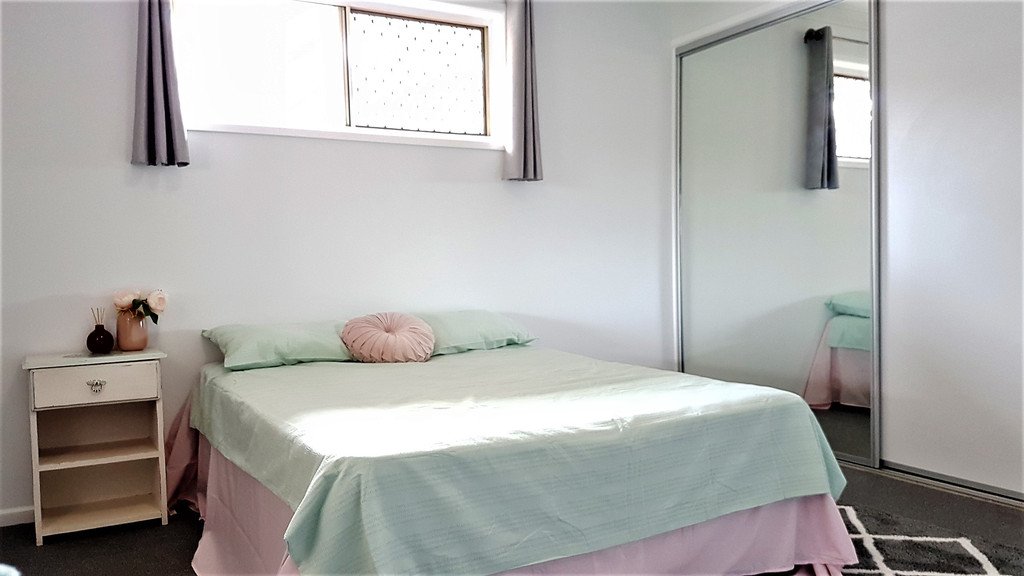 4 Cedar Crescent KAWUNGAN 14