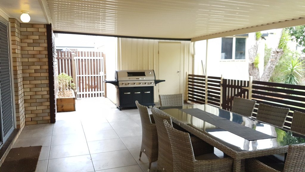 4 Cedar Crescent KAWUNGAN 17