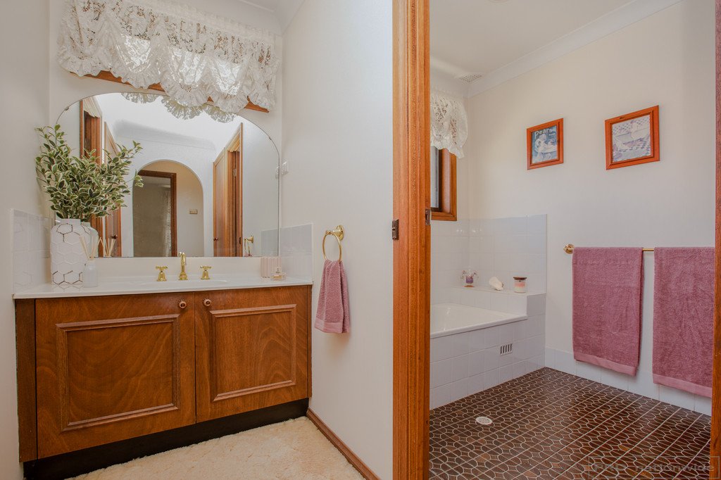 4 Cessnock Rd  BRANXTON 25