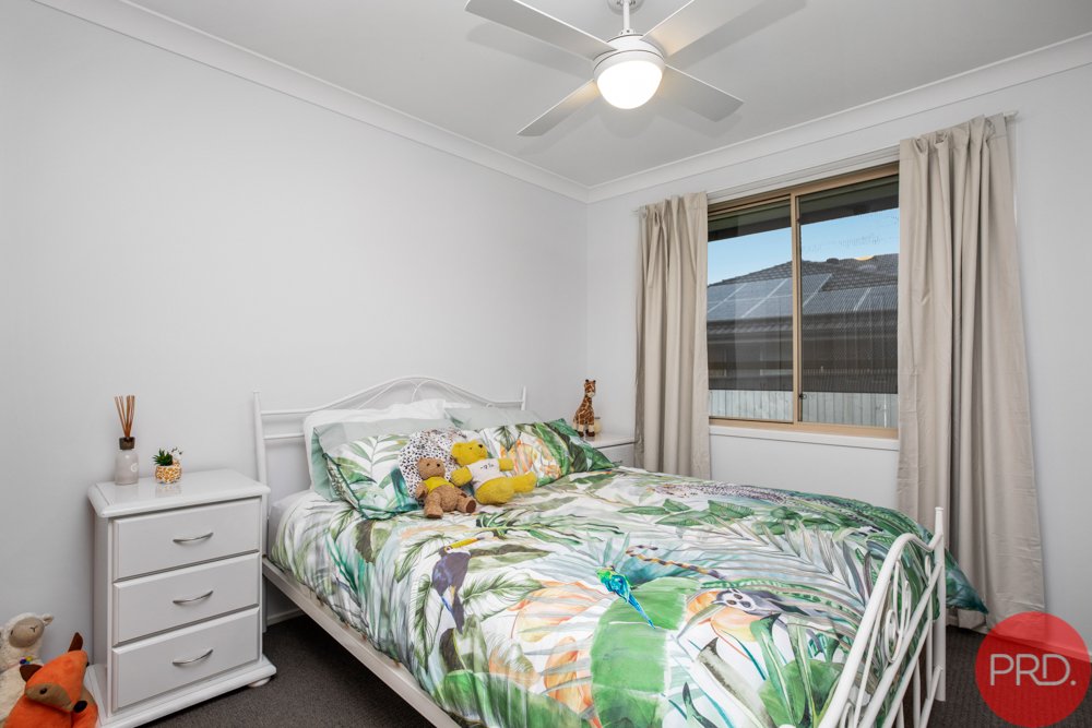 4 Champion Crescent GILLIESTON HEIGHTS 9