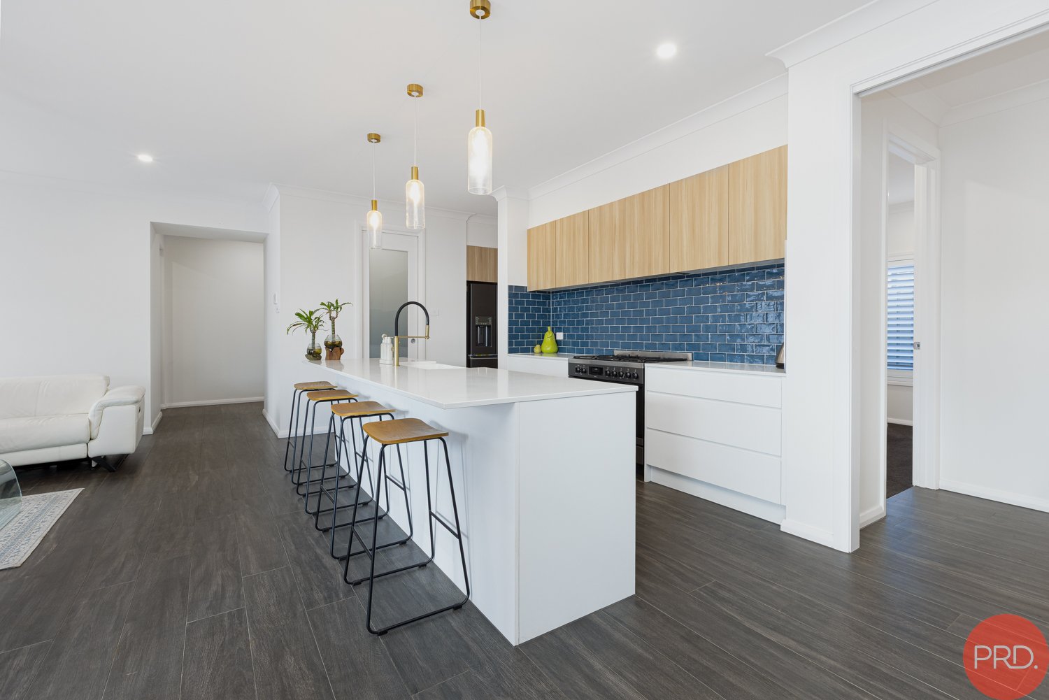 4 Charbray Street LOCHINVAR 10