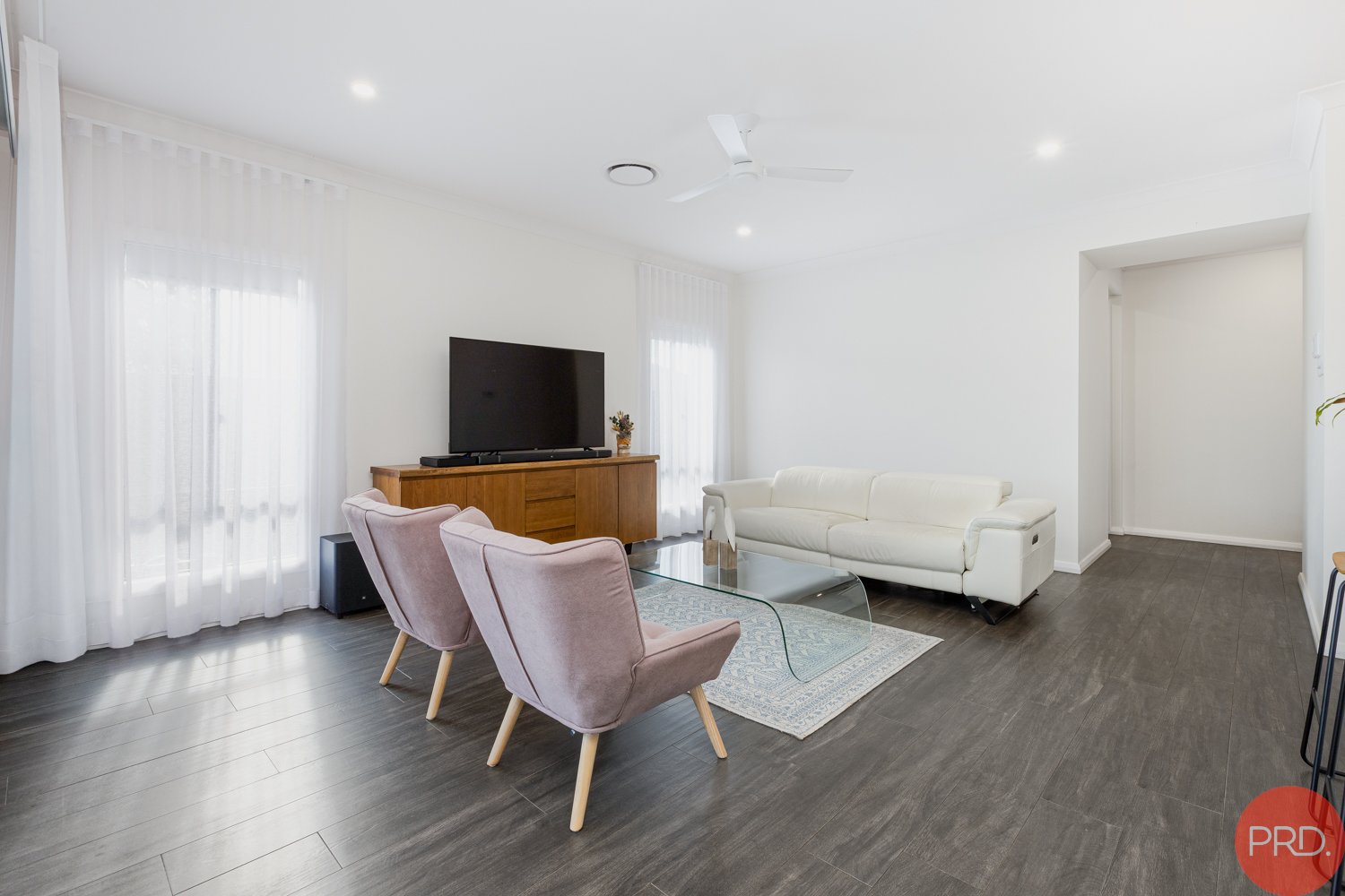 4 Charbray Street LOCHINVAR 14