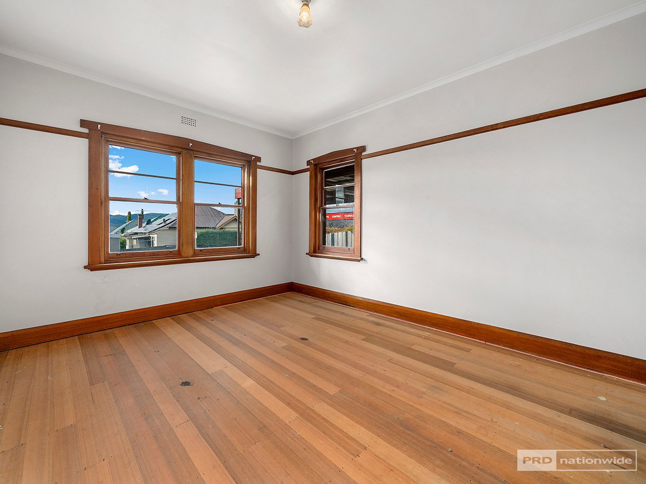 4 Charles Street MOONAH 4