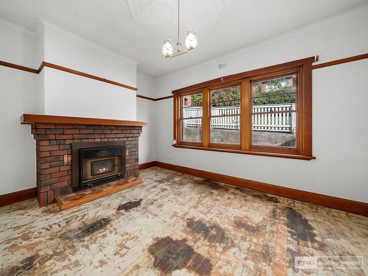 4 Charles Street MOONAH 7