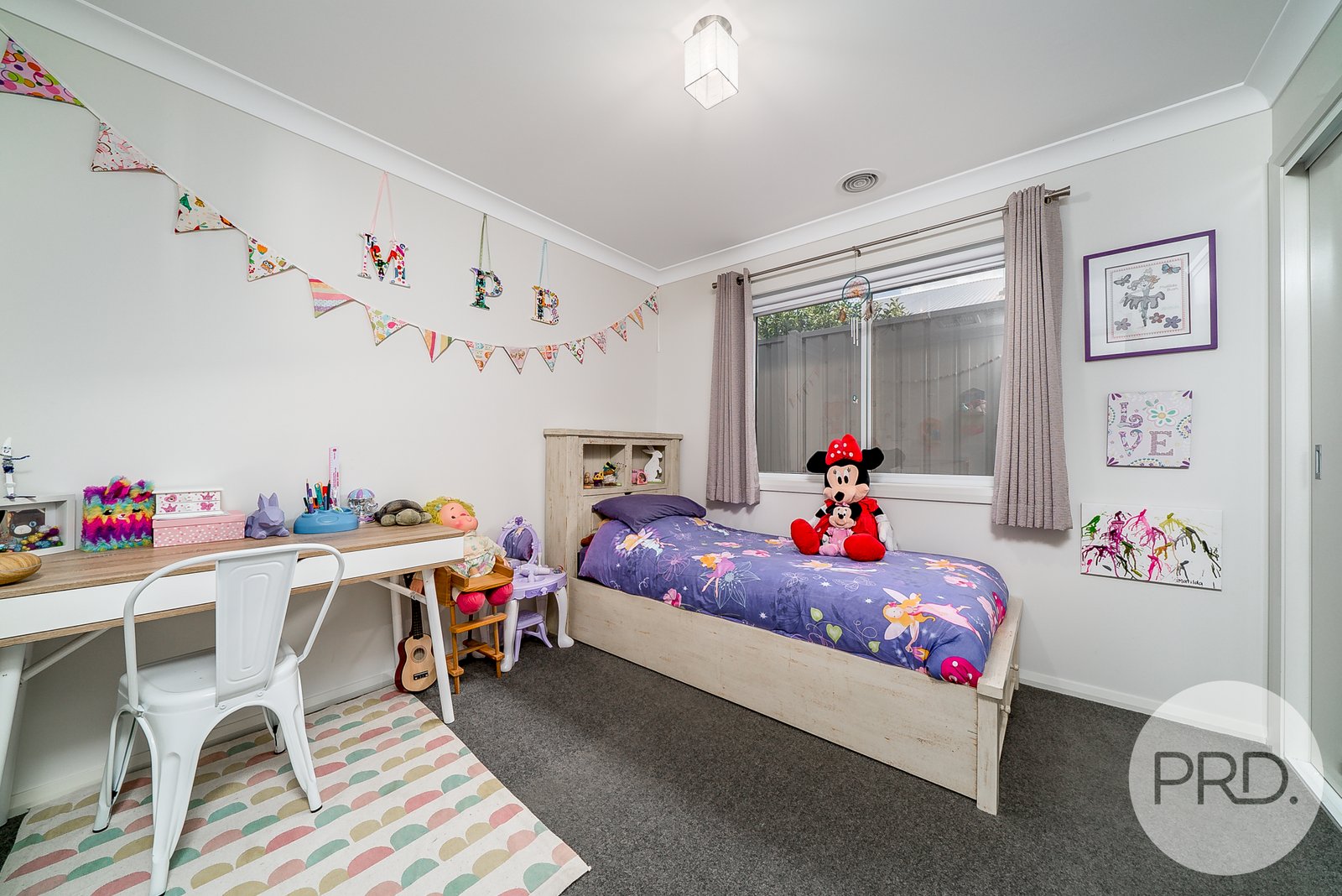 4 Charlton Street BOOROOMA 10