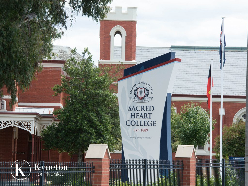 Real Estate and Property in 4 Chisel Avenue, Kyneton, VIC