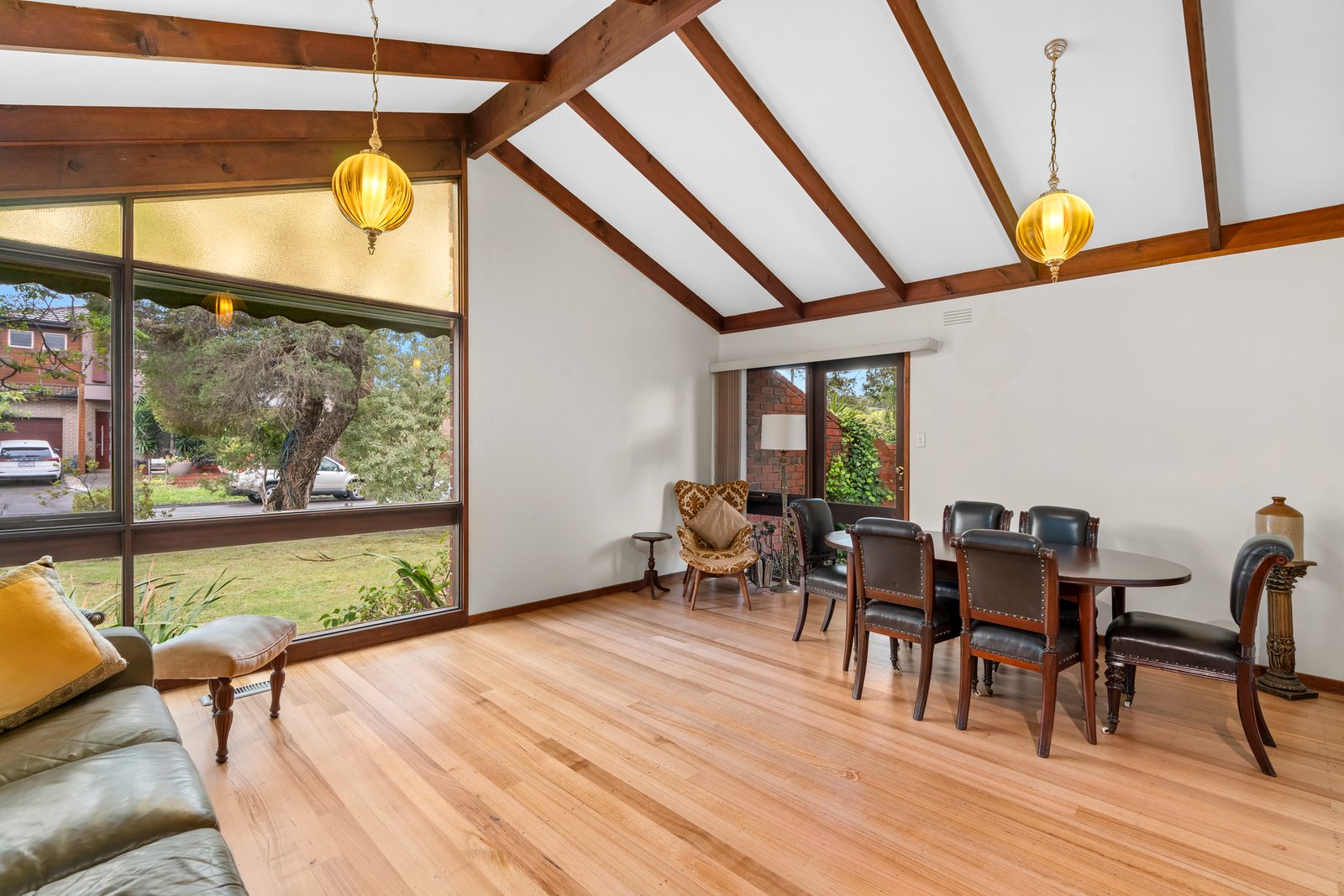 Gallery: 4 Chivers Avenue
