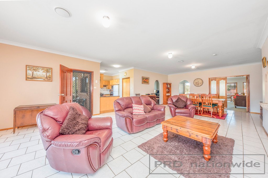 4 Church St  BRANXTON 2