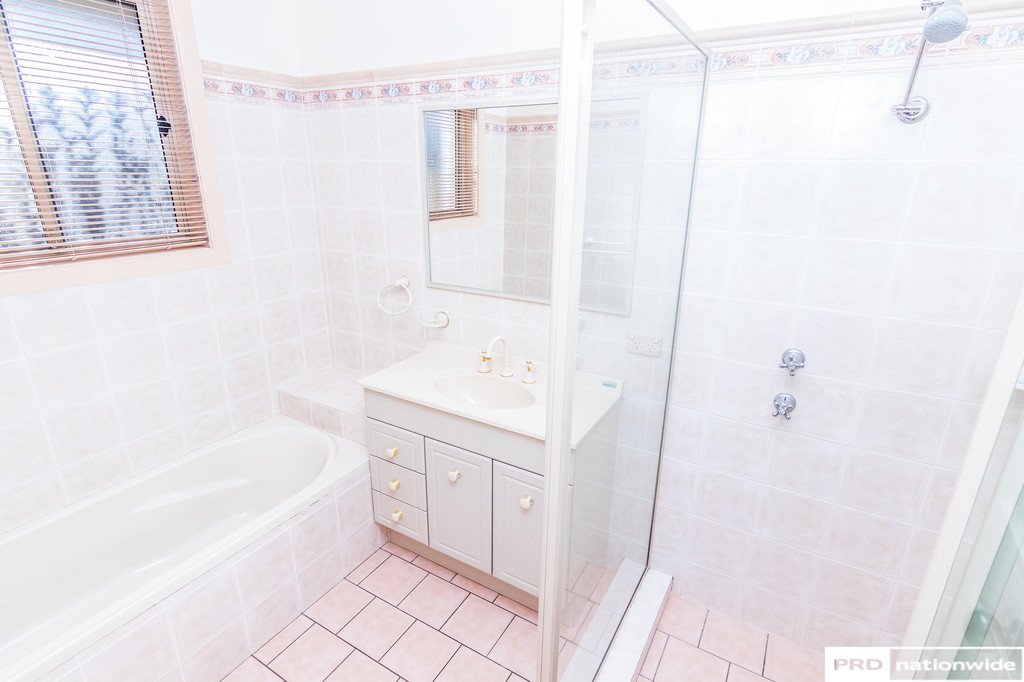 4 Clancy Court TAMWORTH 12