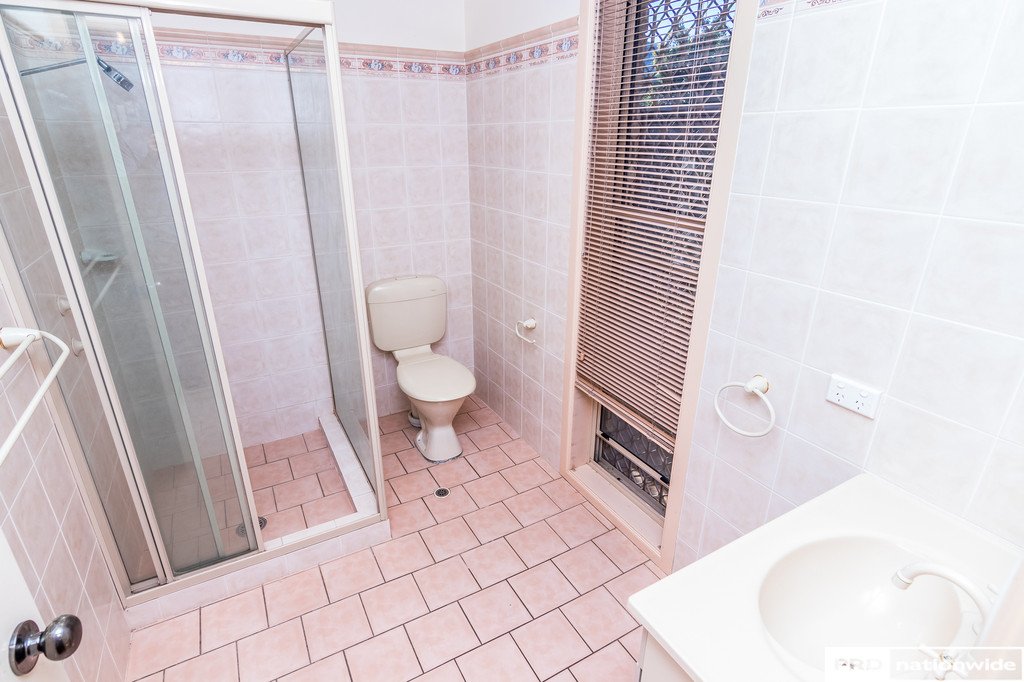 4 Clancy Court TAMWORTH 16