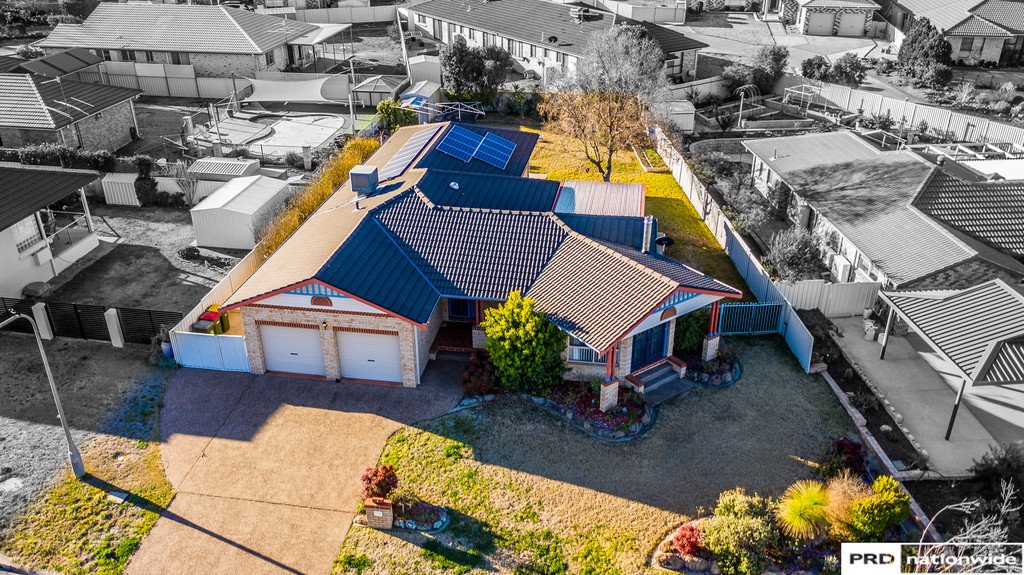 4 Clancy Court TAMWORTH 25