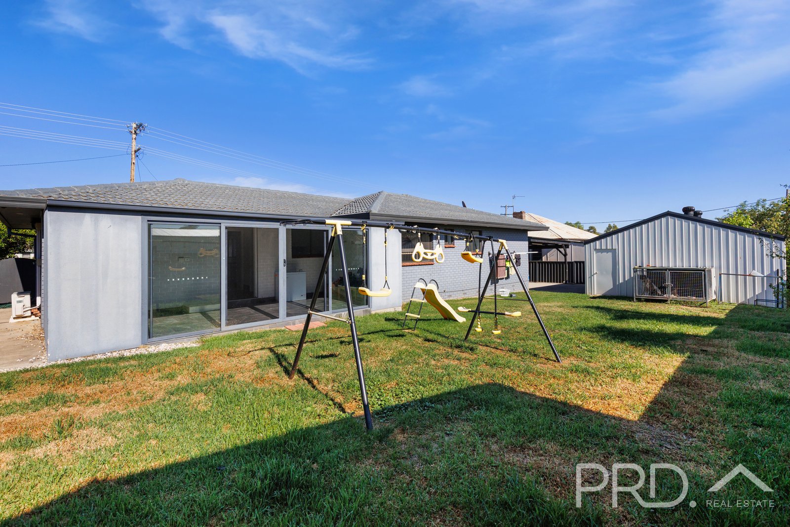 4 Clarence Street TUMUT 14
