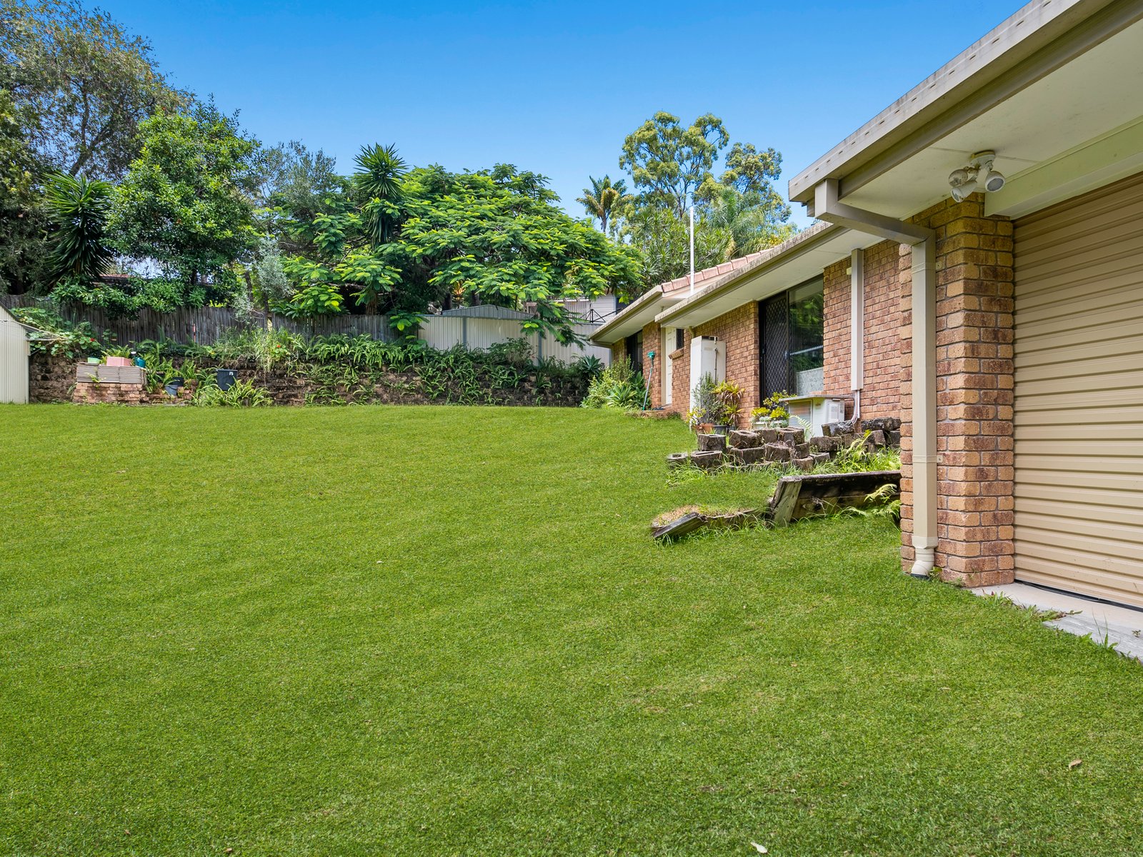 4 Claudia Court CURRUMBIN WATERS 6