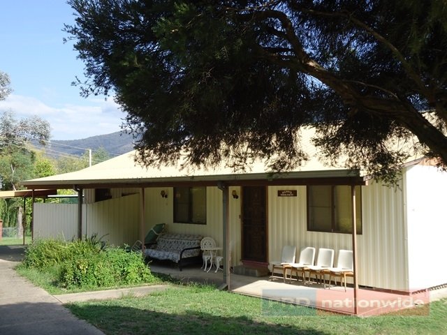 4 Clayton Street TALBINGO 1