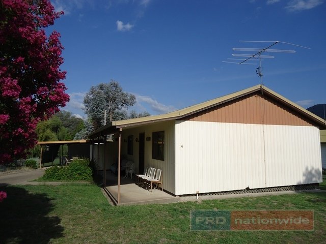 4 Clayton Street TALBINGO 3
