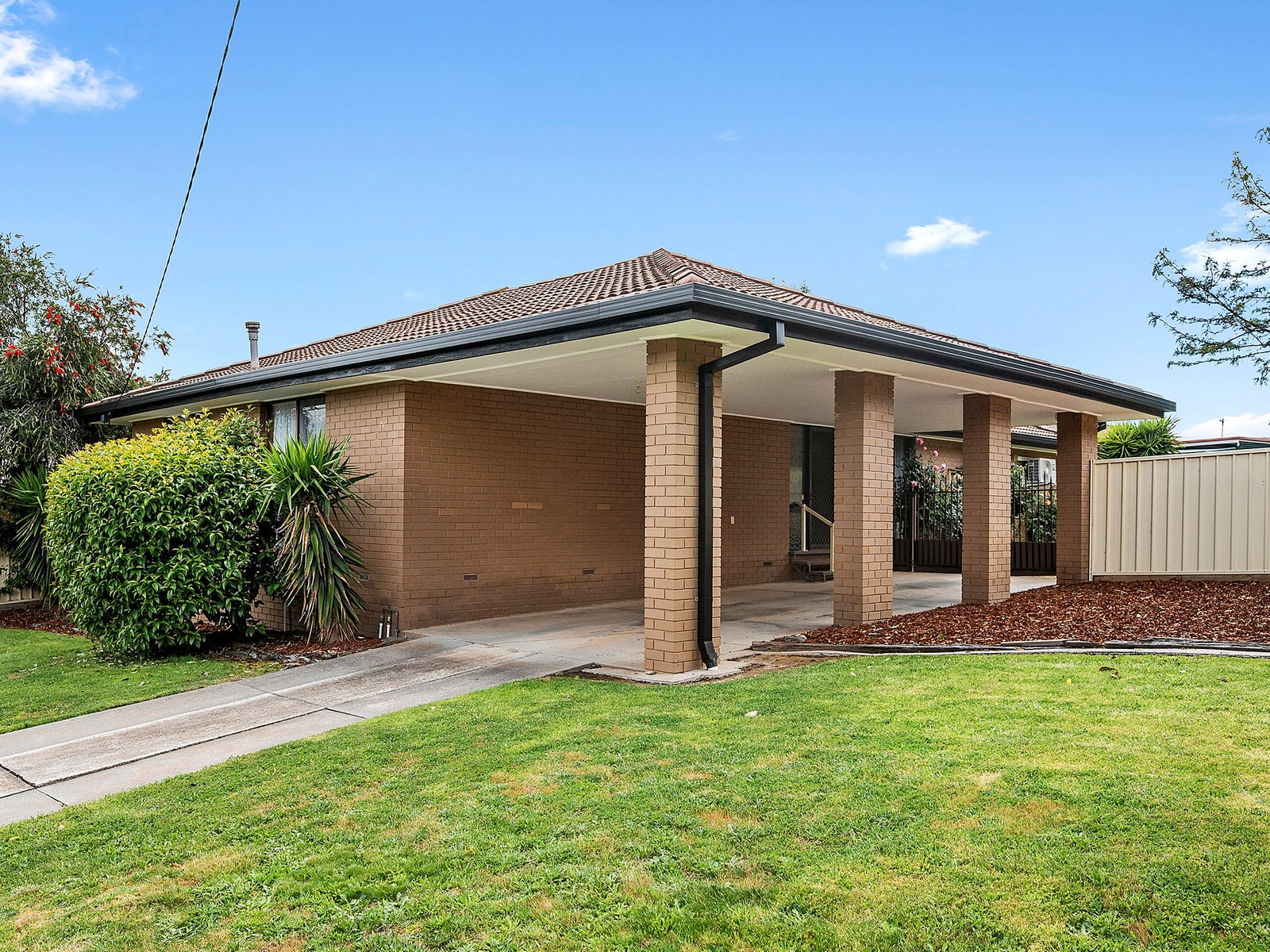 Gallery: 4 Clee Crescent