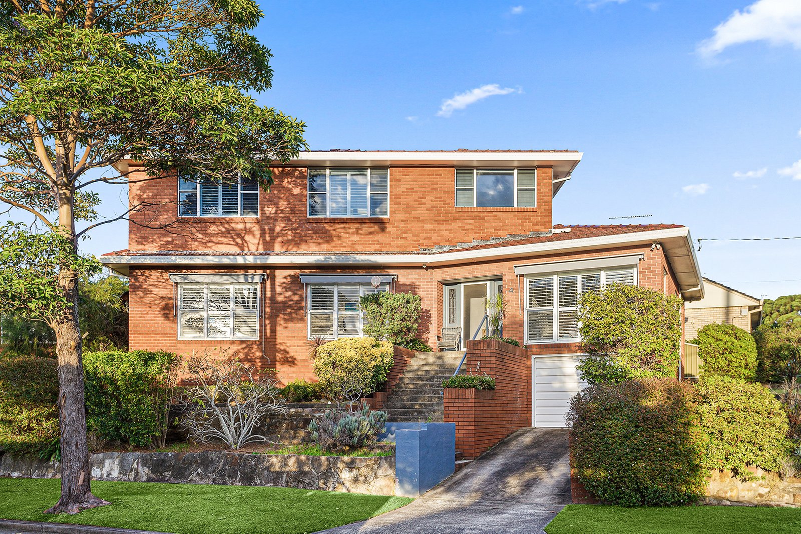 4 Cliff Avenue PEAKHURST HEIGHTS 1