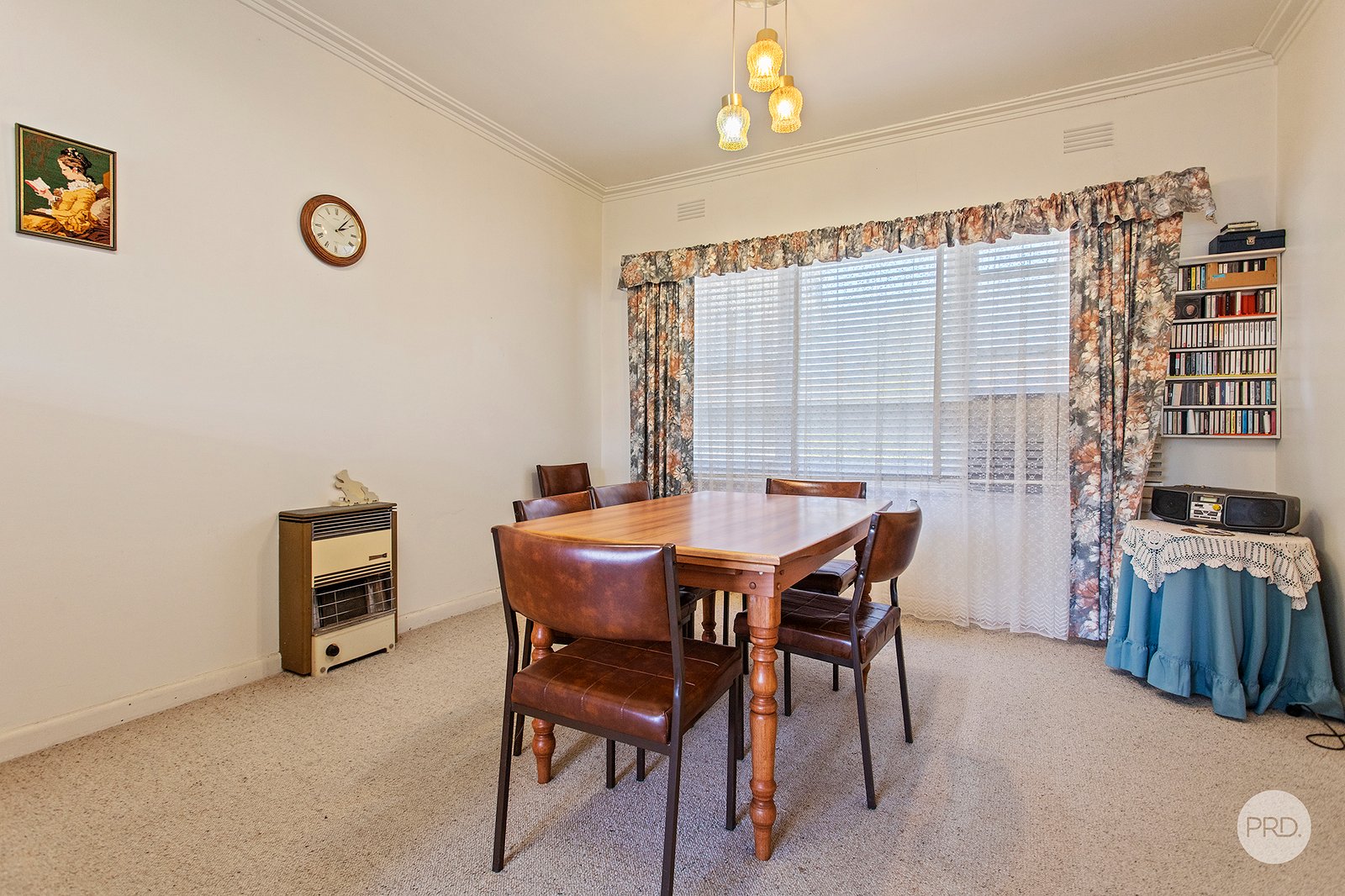 4 College Crescent FLORA HILL 4