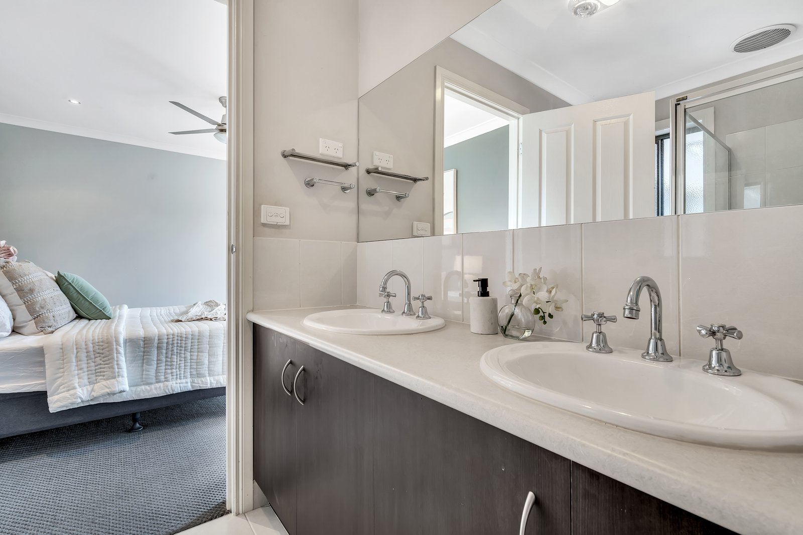 Real Estate and Property in 4 Colwyn Court, New Gisborne, VIC