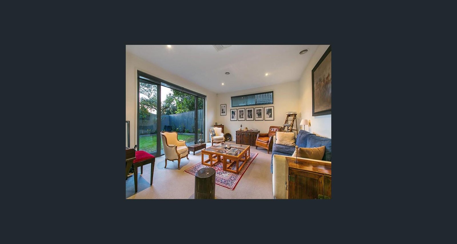 Gallery: 4 Comas Road