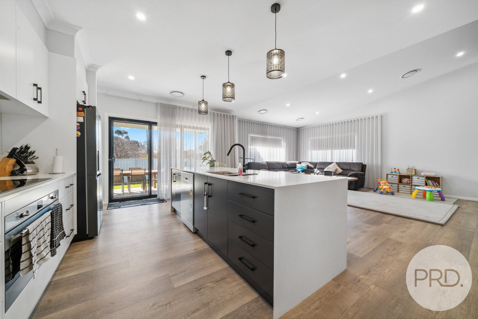 4 Connorton Street URANQUINTY 2